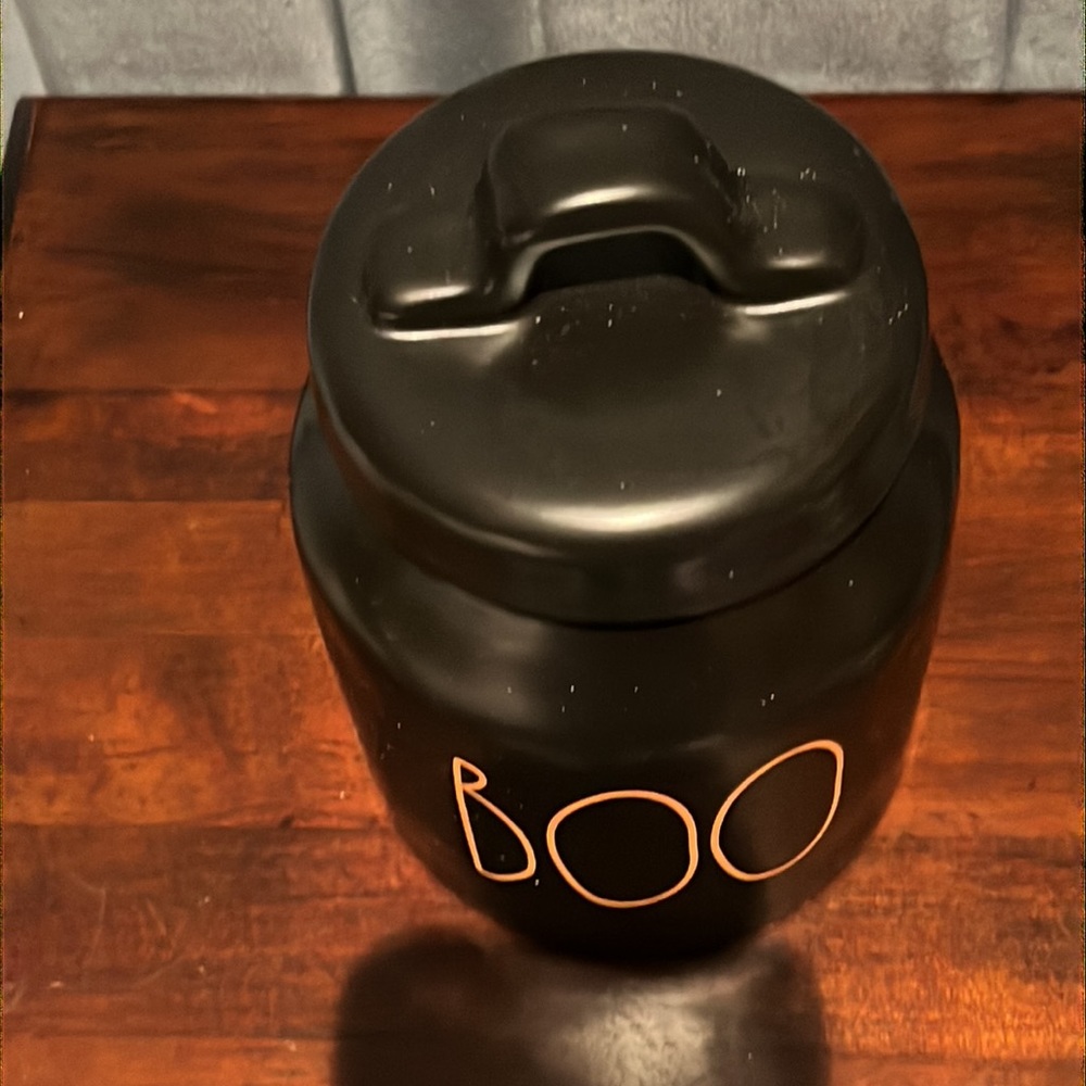 Rae Dunn Halloween baby BOO canister jar NWOT Black w/ Orange incised lettering - Picture 3 of 9